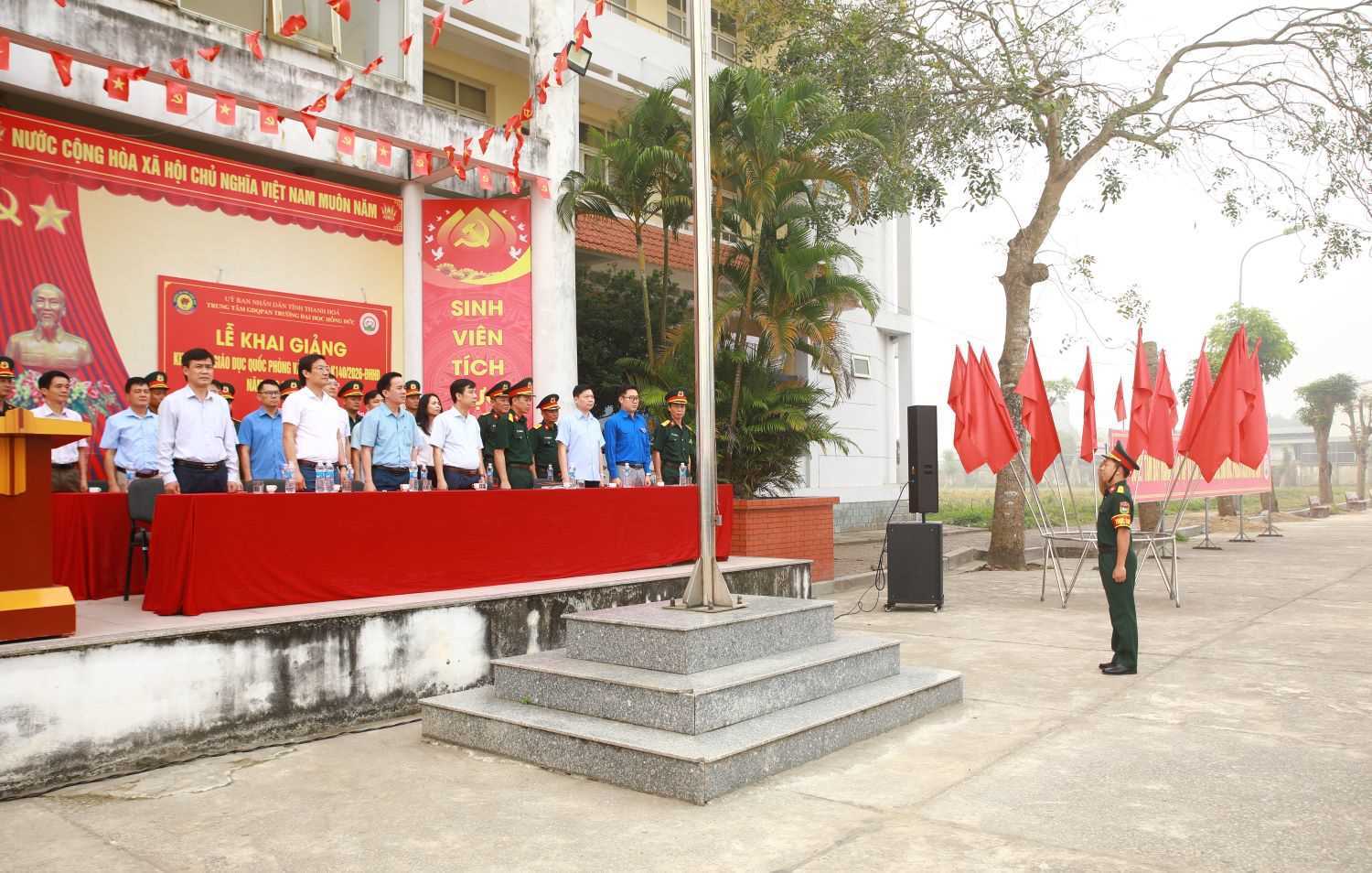 Khai giảng khoá học Giáo dục quốc phòng và an ninh K140/2026/GDQPAN-ĐHHĐ